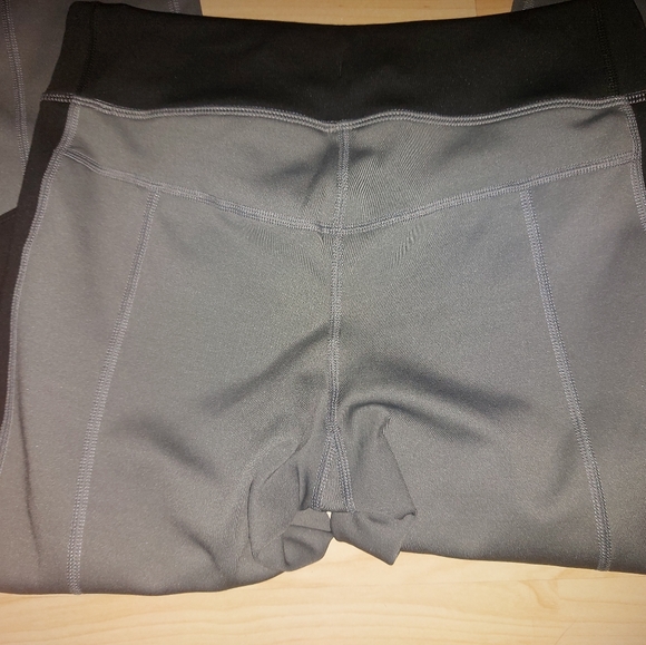 Lolë Pants - Picture 4 of 8